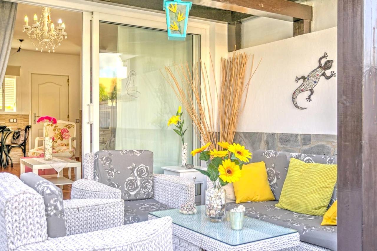 Elegant Villa In 코라레호 외부 사진