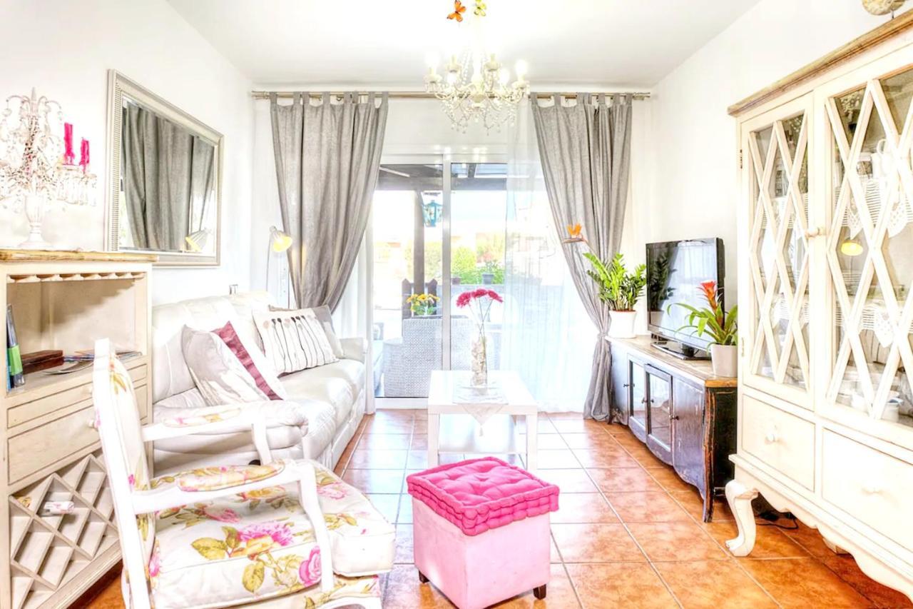 Elegant Villa In 코라레호 외부 사진